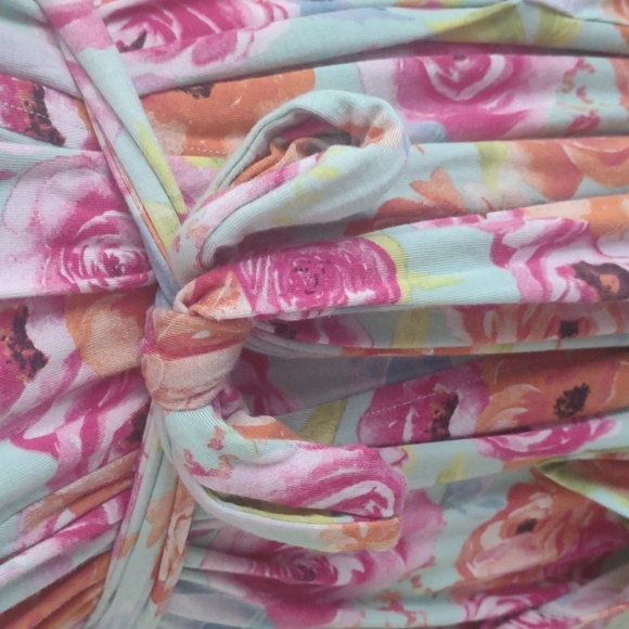 Gigi and Max floral robe Size XL Viscose from bamboo and spandex - Picture 4 of 8